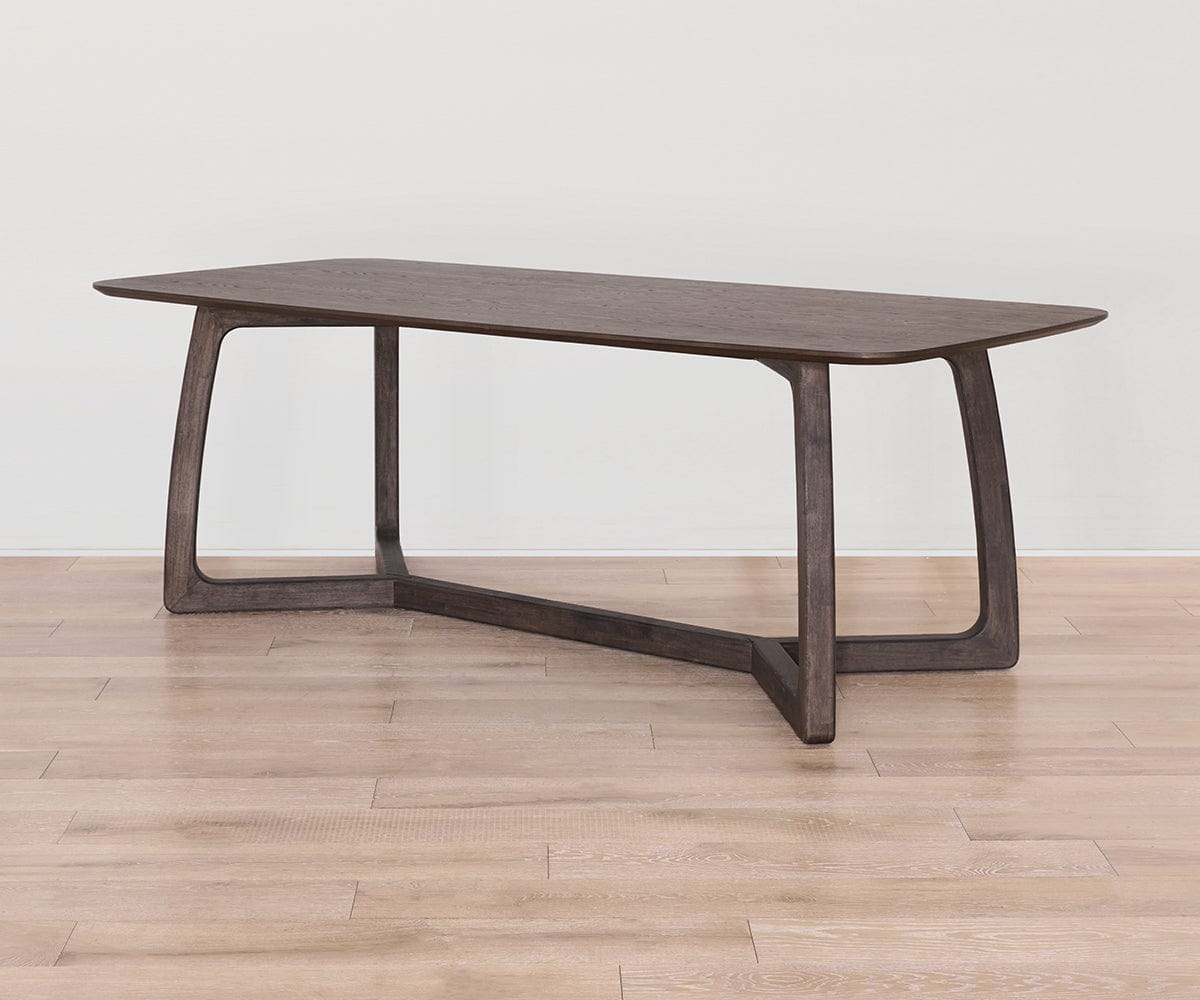 Faroe Dining Table